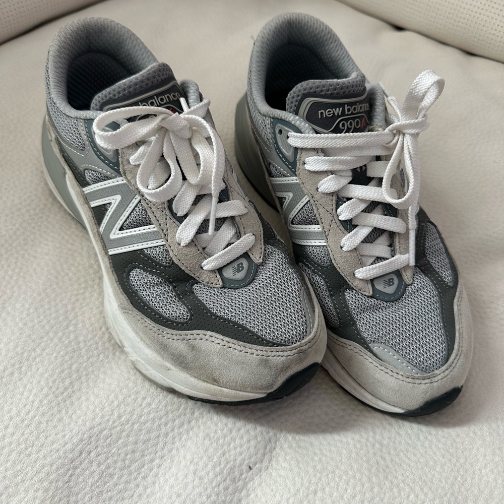New balance 999